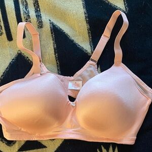 Breezies Light Pink Seamless T-Shirt Bra wireless